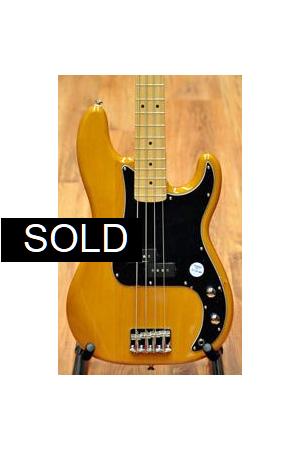 Squier Vintage Mod P Bass Amber Squier Vintage Mod P Bass Amber